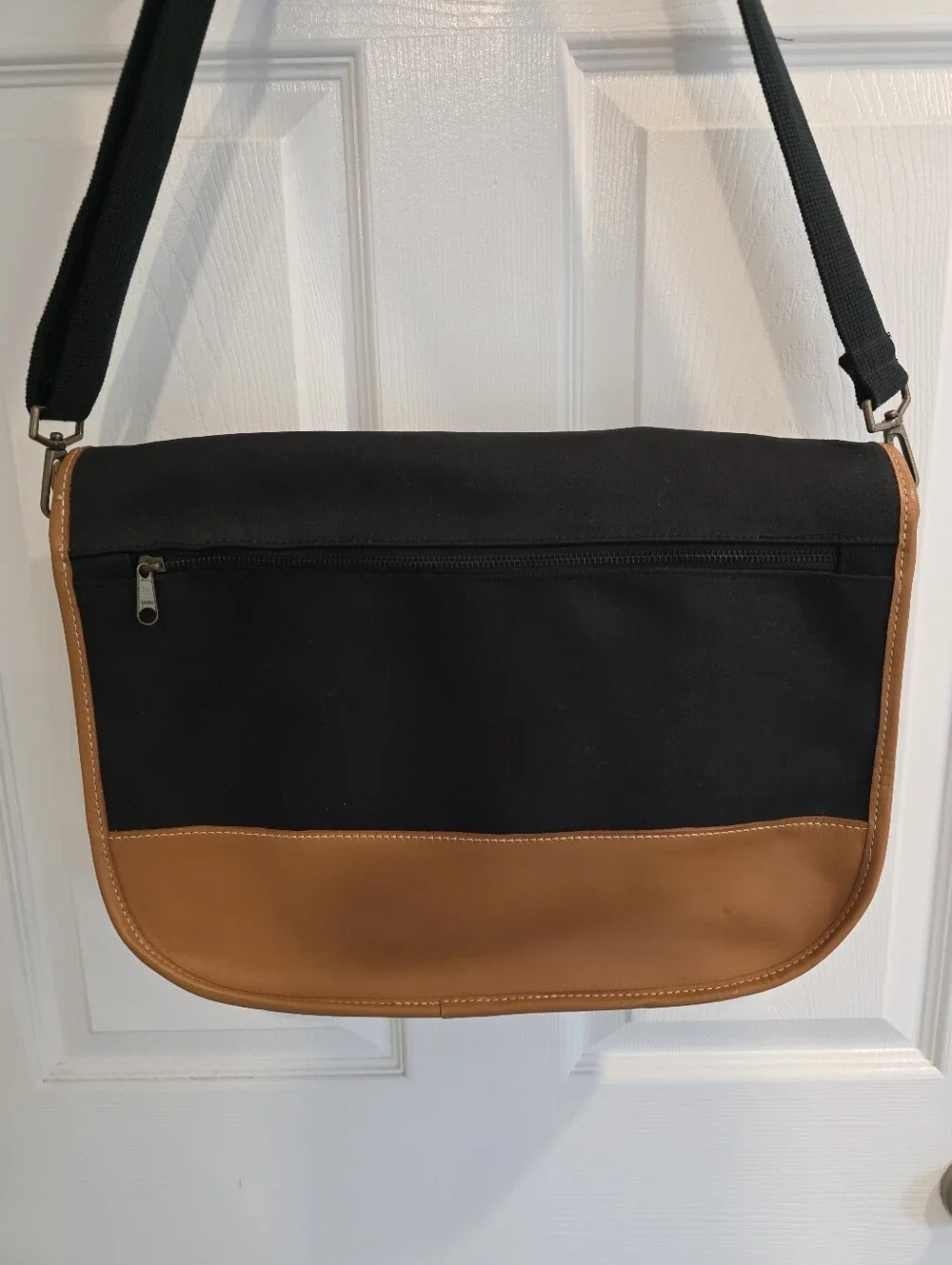 Connemara brand messenger